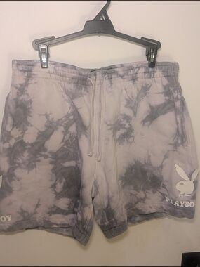 PLAYBOY Men's Tie-Dye Lavender & Gray Athletic Shorts